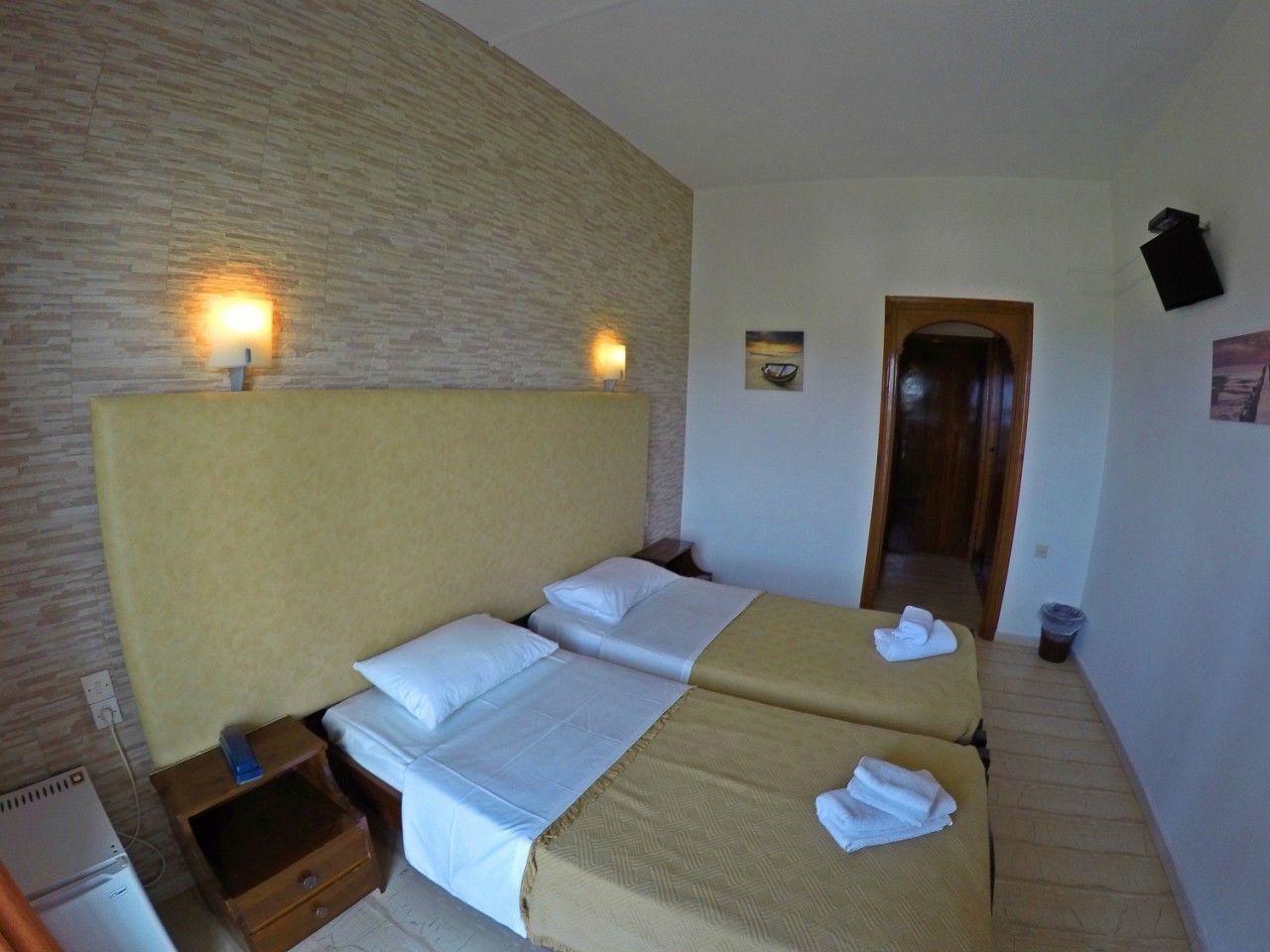 Tina Hotel Limni  Bilik gambar